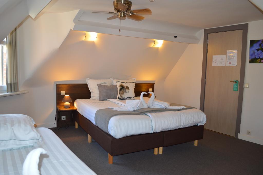 Hotel Ambrosia Ieper Kamer foto